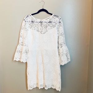 White Lace Bell Sleeve Fitted Dress